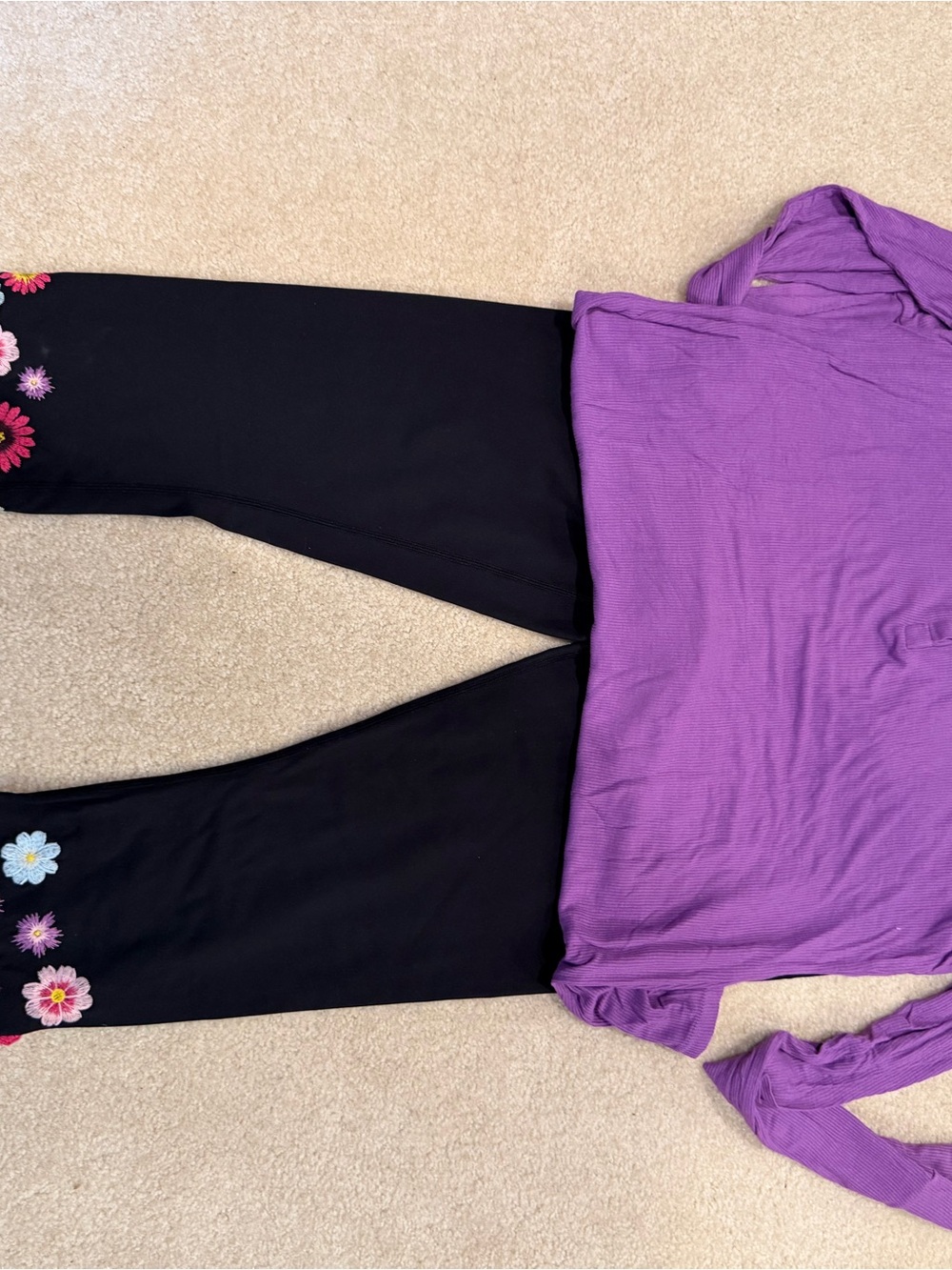 Urban Savage Embroidered Floral Leggings L + Michael Lauren Top L